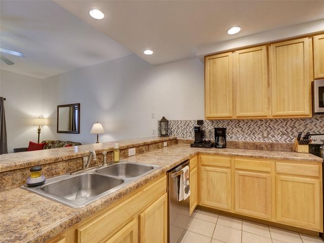 9055 TREASURE TROVE LANE 101, Kissimmee, FL 34747