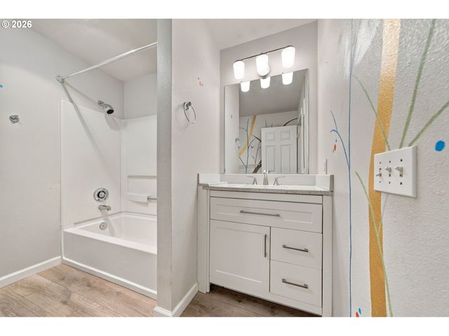 5156 Sw MULTNOMAH Blvd E, Portland, OR 97219