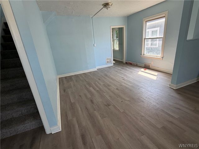 2435 Ontario Avenue, Niagara Falls, NY 14305