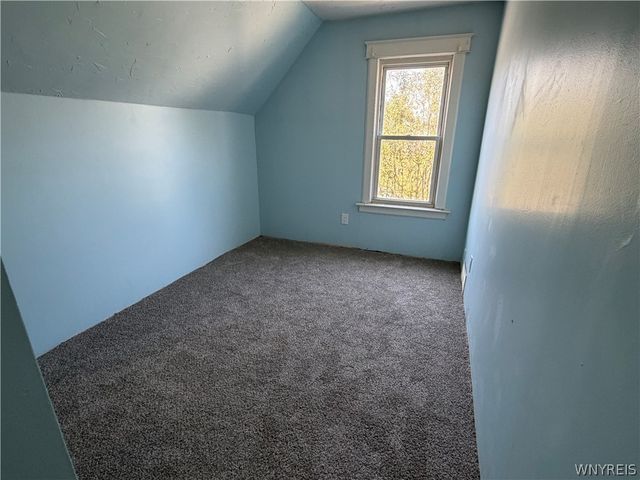 2435 Ontario Avenue, Niagara Falls, NY 14305