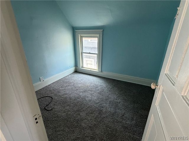 2435 Ontario Avenue, Niagara Falls, NY 14305
