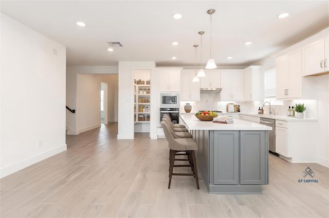 7819 Cattail Shallows Lane, Katy, TX 77493