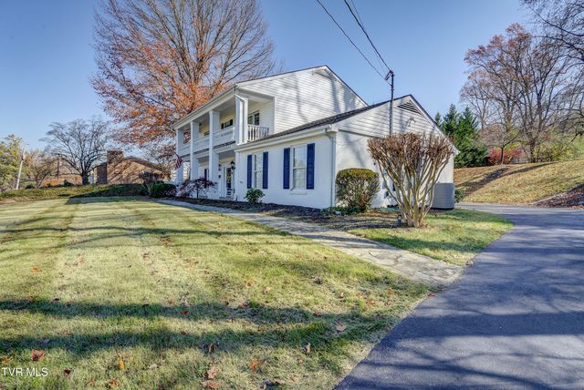 312 Ivanhoe Drive, Johnson City, TN 37601