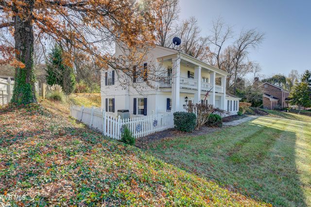 312 Ivanhoe Drive, Johnson City, TN 37601
