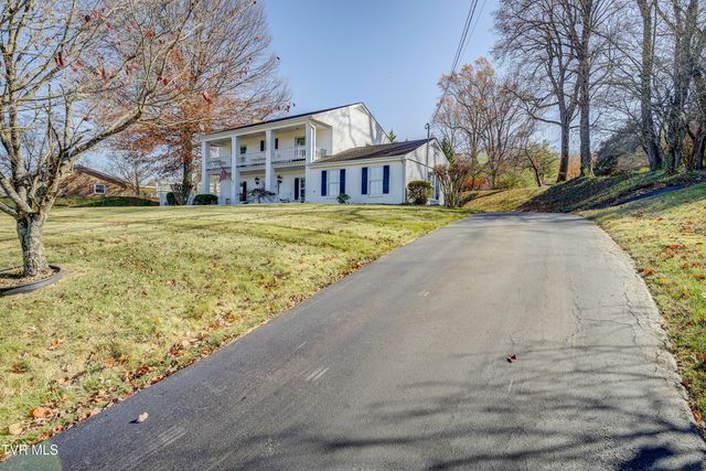 312 Ivanhoe Drive, Johnson City, TN 37601