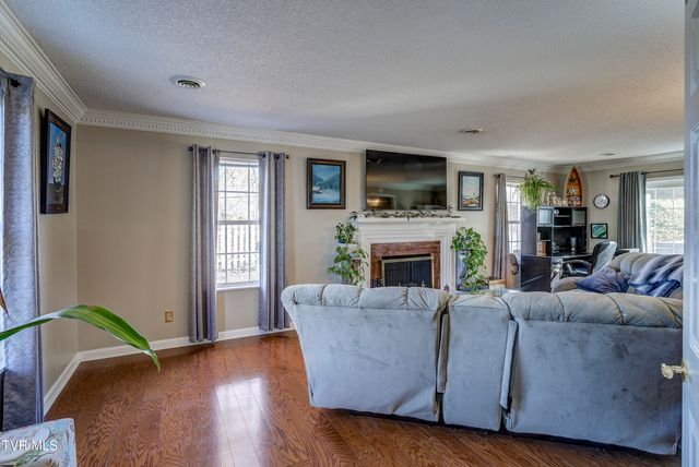 312 Ivanhoe Drive, Johnson City, TN 37601