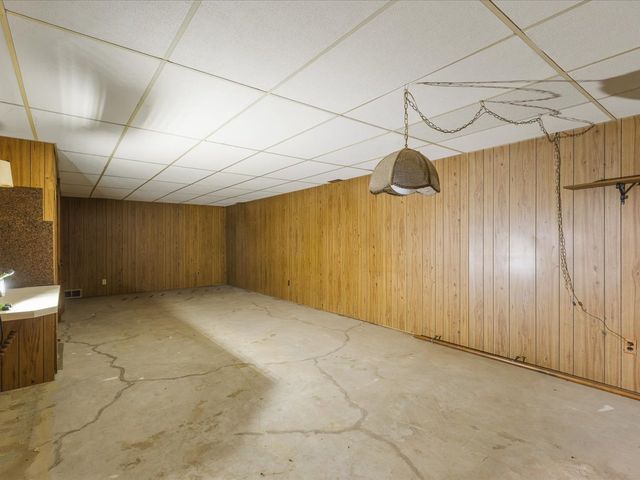 8420 Bobolink Drive, Machesney Park, IL 61115