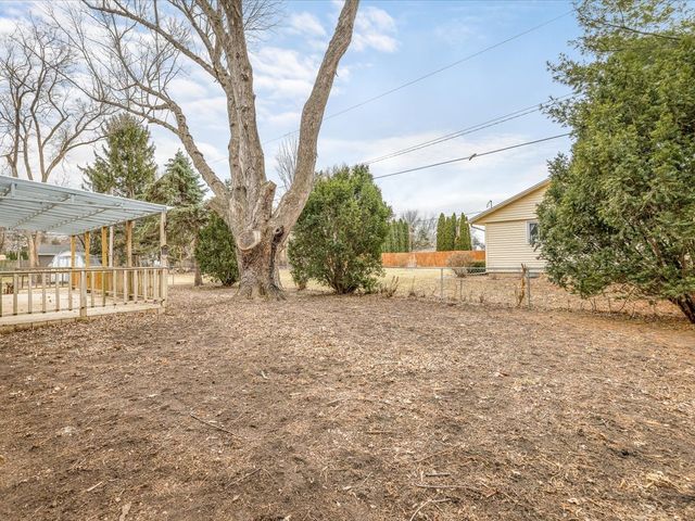 8420 Bobolink Drive, Machesney Park, IL 61115