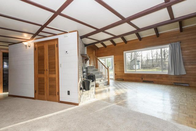 888 Wildwood PLACE, Oconomowoc, WI 53066