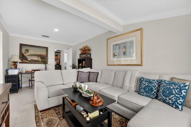 5051 NE 6th Avenue, Deerfield Beach, FL 33064