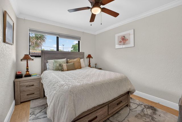 5051 NE 6th Avenue, Deerfield Beach, FL 33064