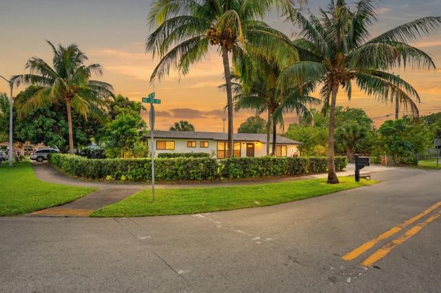 5051 NE 6th Avenue, Deerfield Beach, FL 33064