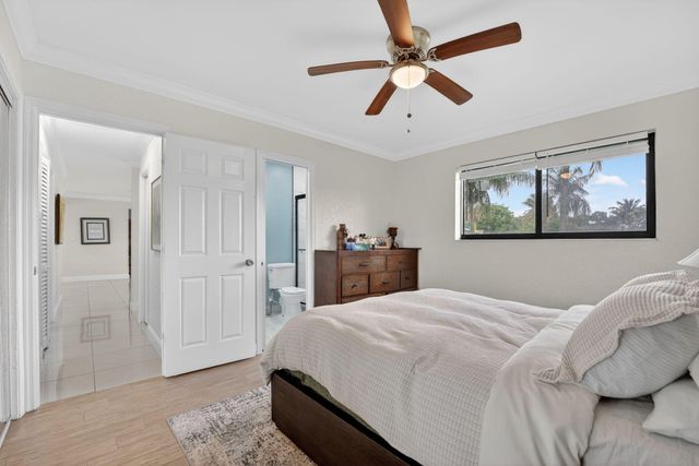 5051 NE 6th Avenue, Deerfield Beach, FL 33064