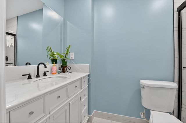 5051 NE 6th Avenue, Deerfield Beach, FL 33064