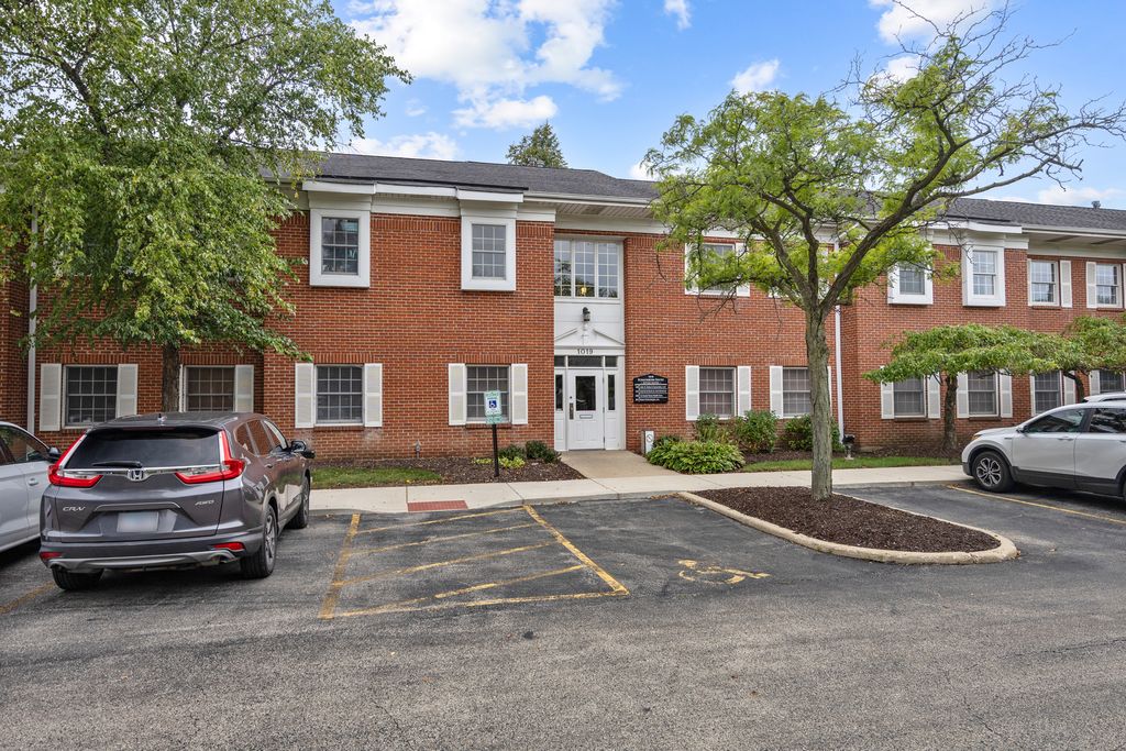 1025 W Wise Road 6A, Schaumburg, IL 60193 — photo 2
