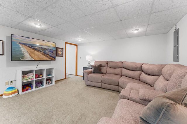 E9659 Whitetail Court, Reedsburg, WI 53959