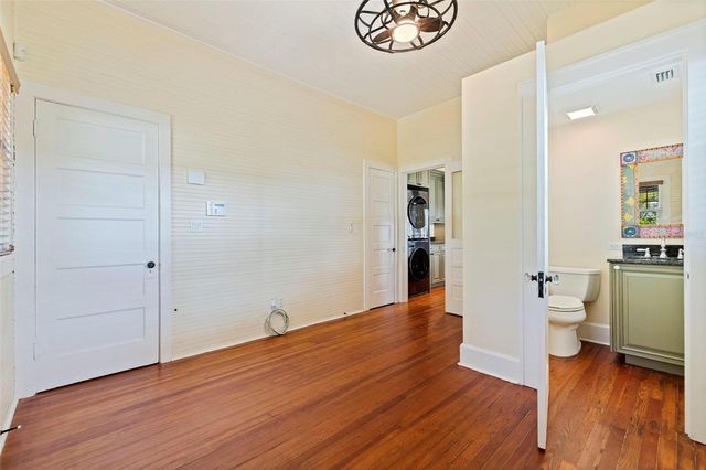 1260 10TH STREET N, St Petersburg, FL 33705