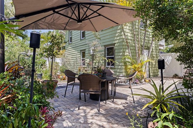 1260 10TH STREET N, St Petersburg, FL 33705