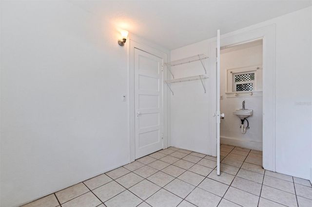 1260 10TH STREET N, St Petersburg, FL 33705
