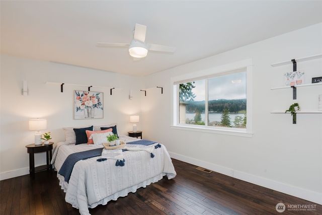 1404 Eastlake Drive, Bremerton, WA 98312