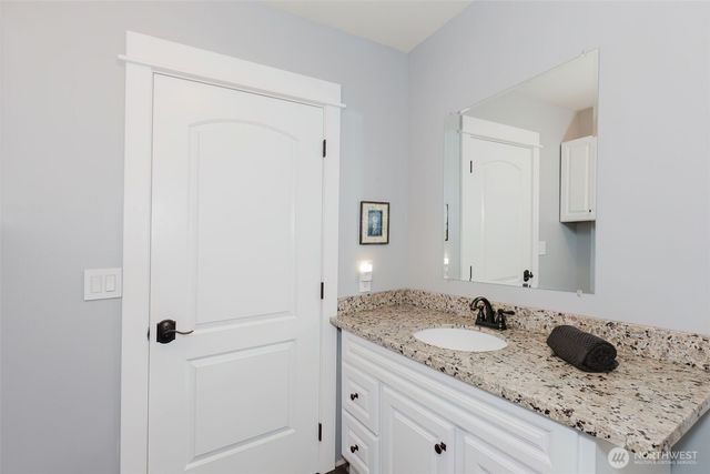 1404 Eastlake Drive, Bremerton, WA 98312