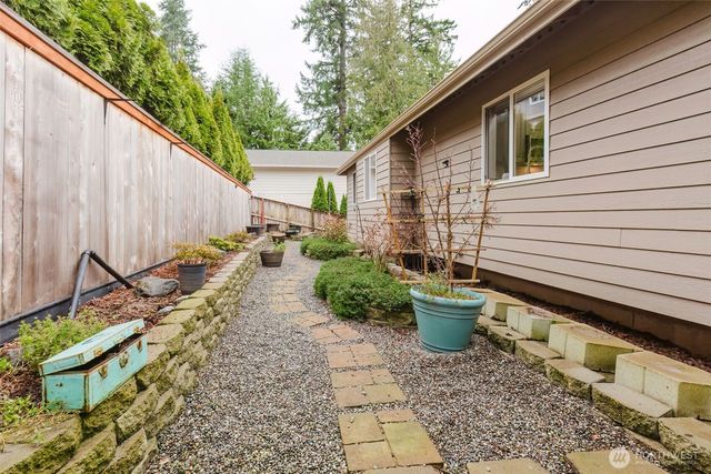1404 Eastlake Drive, Bremerton, WA 98312