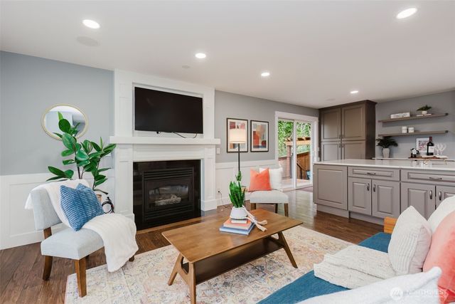 1404 Eastlake Drive, Bremerton, WA 98312