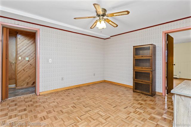 29799 Linden Street, Farmington Hills, MI 48336