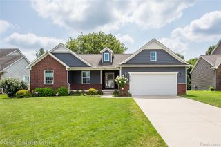 16314 Red Fox Trail, Fenton Charter Township, MI 48451