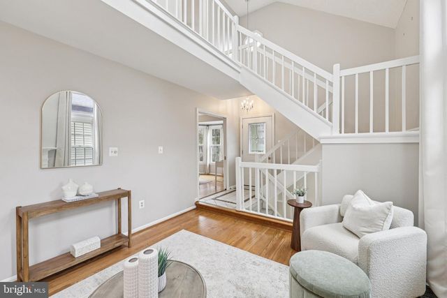 8413 HOLLIS LN, Vienna, VA 22182