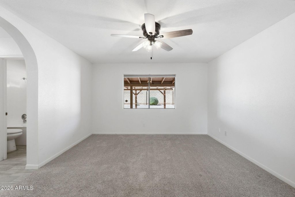 Image 23 of property listing at 6026 W JUNIPER Avenue, Glendale, AZ 85306