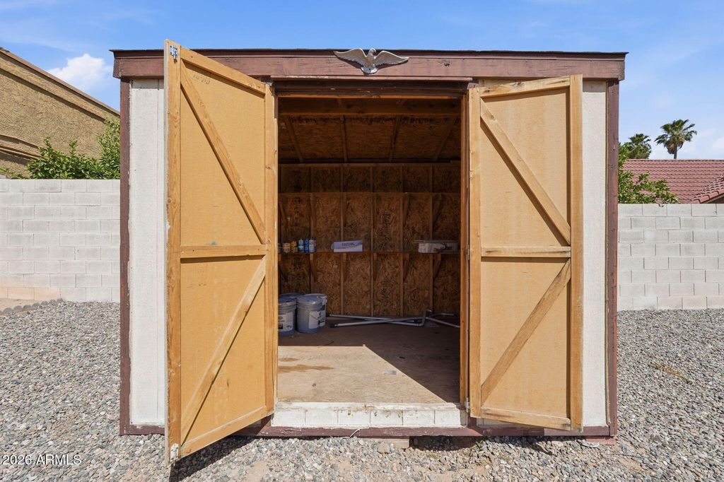 Image 35 of property listing at 6026 W JUNIPER Avenue, Glendale, AZ 85306