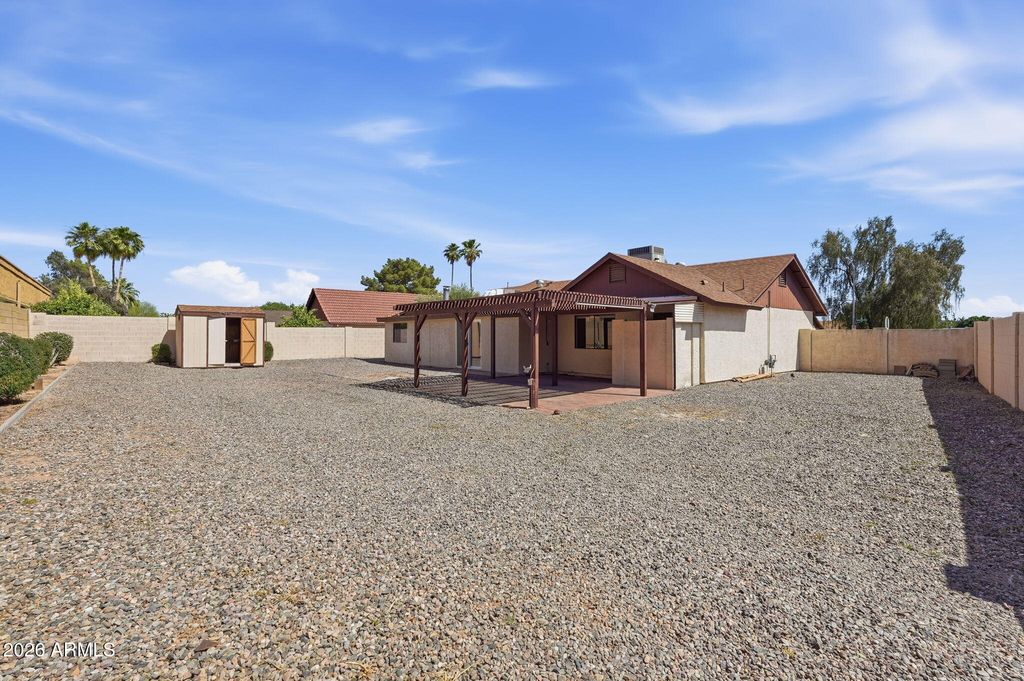 Image 37 of property listing at 6026 W JUNIPER Avenue, Glendale, AZ 85306