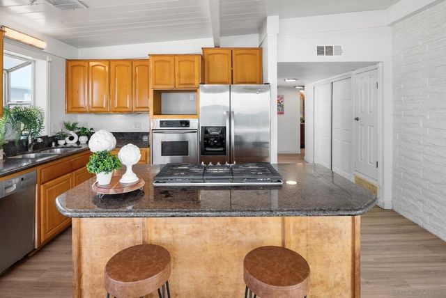 1680 Seacoast Drive D, Imperial Beach, CA 91932