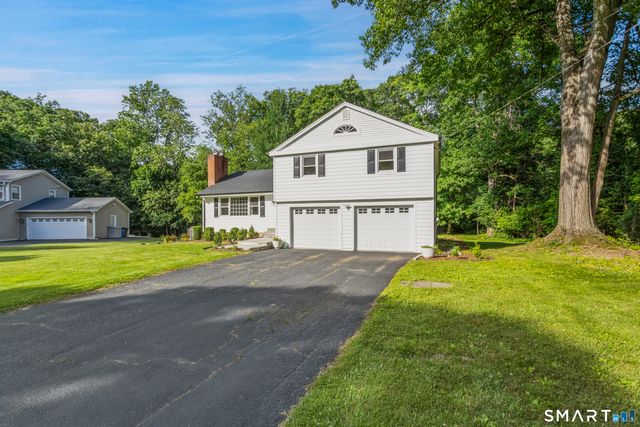 153 Woody Lane, Fairfield, CT 06825