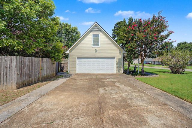 6949 DANEMAN DR, Memphis, TN 38133