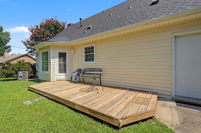 6949 DANEMAN DR, Memphis, TN 38133