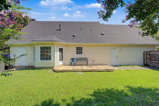 6949 DANEMAN DR, Memphis, TN 38133