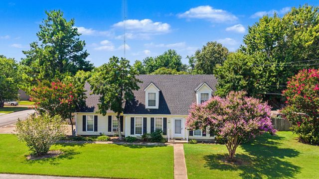 6949 DANEMAN DR, Memphis, TN 38133