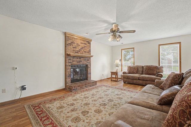 6949 DANEMAN DR, Memphis, TN 38133