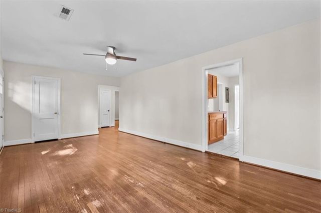 3002 Taliaferro Road, Greensboro, NC 27408