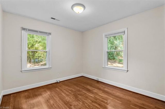 3002 Taliaferro Road, Greensboro, NC 27408
