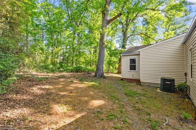 3002 Taliaferro Road, Greensboro, NC 27408