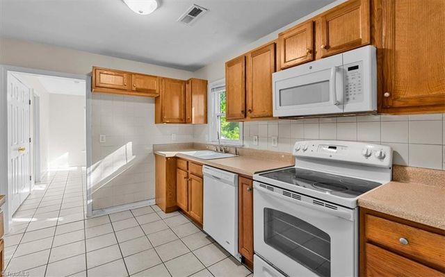 3002 Taliaferro Road, Greensboro, NC 27408