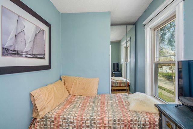 2507 Thomas Avenue N, Minneapolis, MN 55411