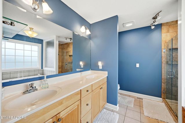 164 Wind Chase Way, Madisonville, TN 37354