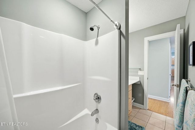 164 Wind Chase Way, Madisonville, TN 37354