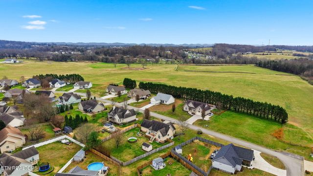 164 Wind Chase Way, Madisonville, TN 37354