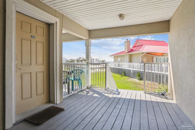 7476 Sunset Harbor Dr 413, Navarre Beach, FL 32566
