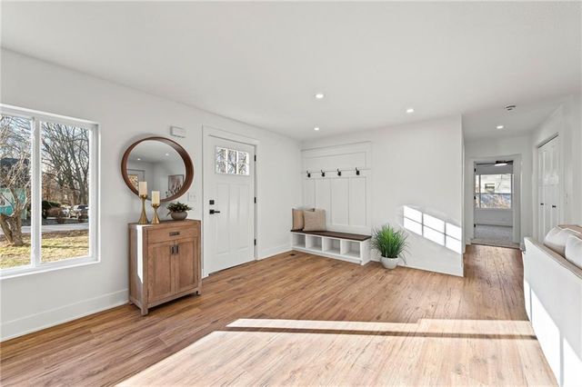 16 NW 82nd Street, Kansas City, MO 64118